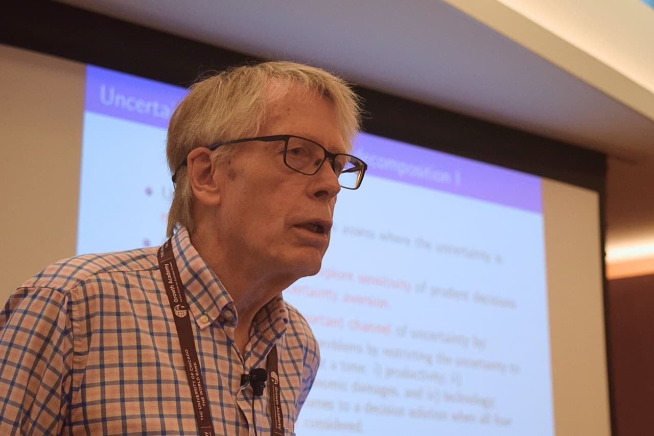 Lars Peter Hansen